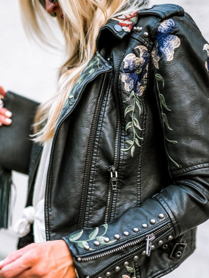 Livia™ | Veste avec broderie florale rétro