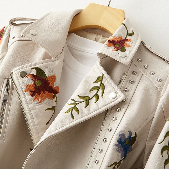 Livia™ | Veste avec broderie florale rétro
